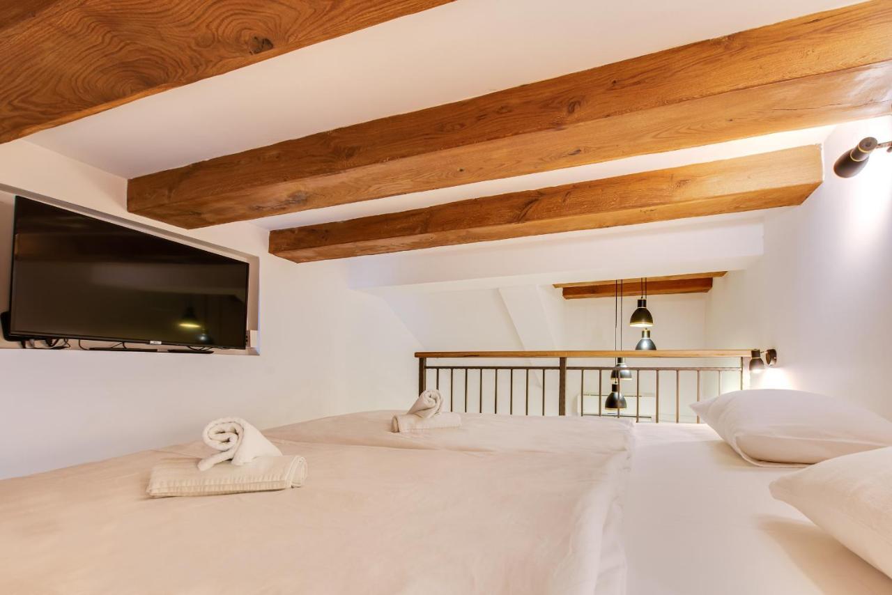 La Guardia Apartment With Free Private Parking Rijeka Eksteriør billede