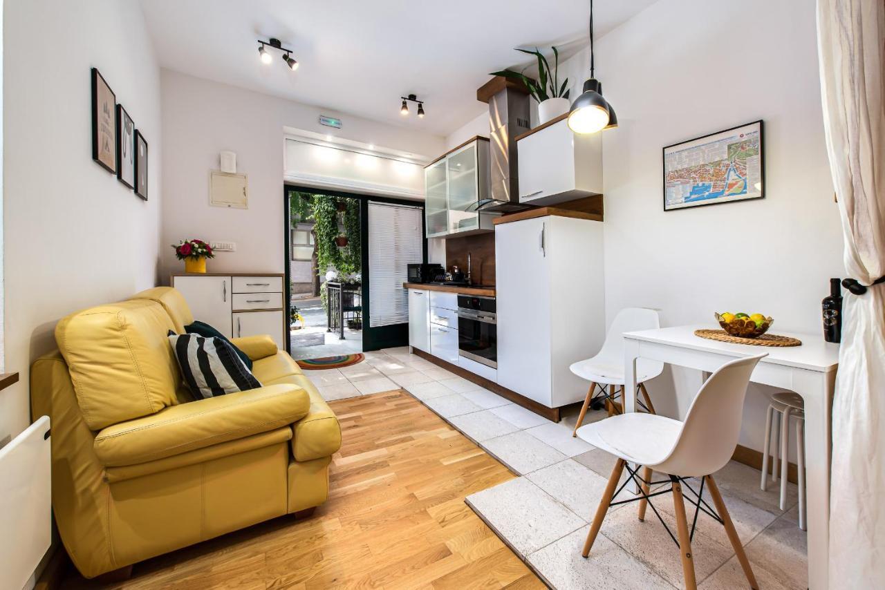 La Guardia Apartment With Free Private Parking Rijeka Eksteriør billede