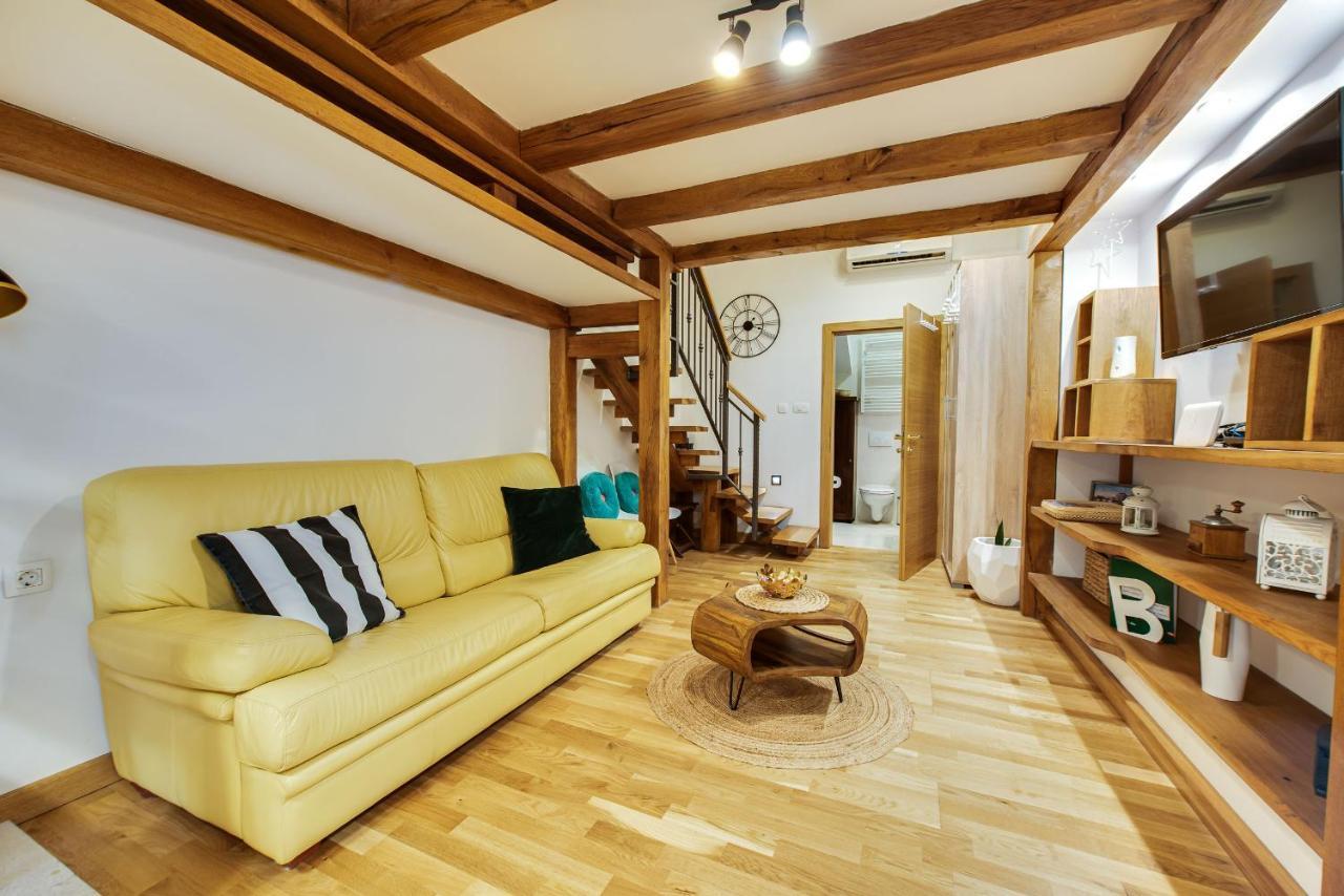 La Guardia Apartment With Free Private Parking Rijeka Eksteriør billede