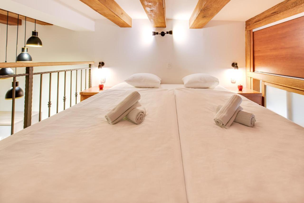 La Guardia Apartment With Free Private Parking Rijeka Eksteriør billede