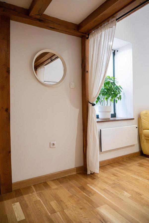 La Guardia Apartment With Free Private Parking Rijeka Eksteriør billede